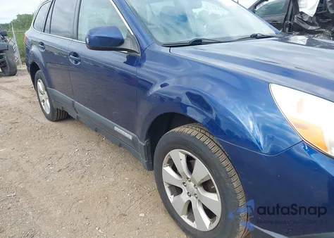 2010 Subaru Outback 2.5I Premium из США, поврежденный, VIN 4S4BRCCC6A1348429